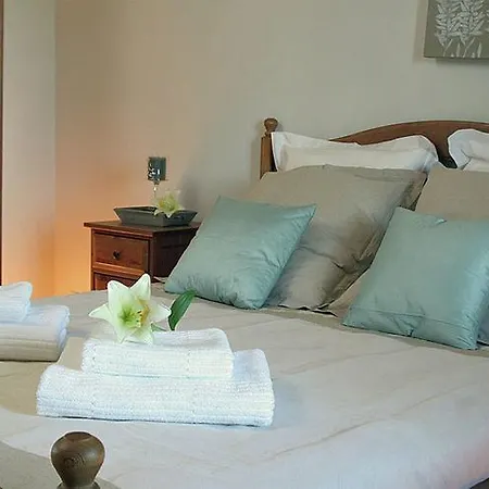 Holiday Domaine Du Grand Tourtre I Feriehus