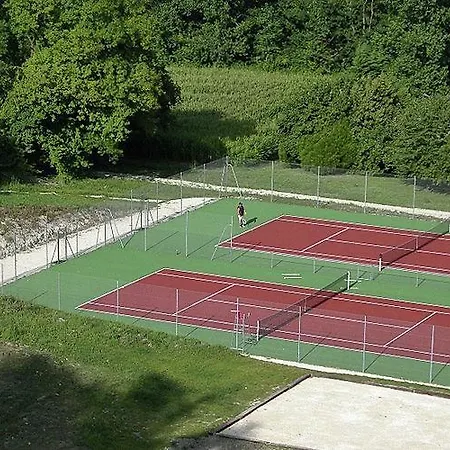 Holiday Domaine Du Grand Tourtre I * Chalais (Charente)